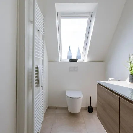 Huswell - Spacious, High-quality Duplex In *