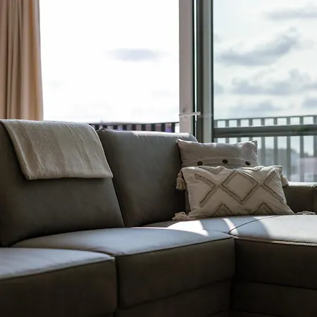 Huswell - Spacious, High-quality Duplex In アパート オステンド